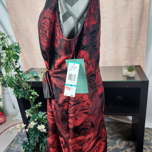 NWT black and red dress size 16 - Picture 4 of 8